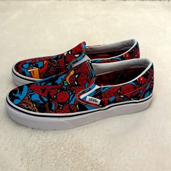 Rare Vans Marvel Spider-Man Graphic Slip On Sneakers - Picture 1 of 6